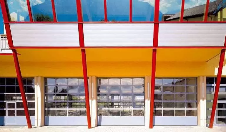 Автоматическое управление панорамными воротами